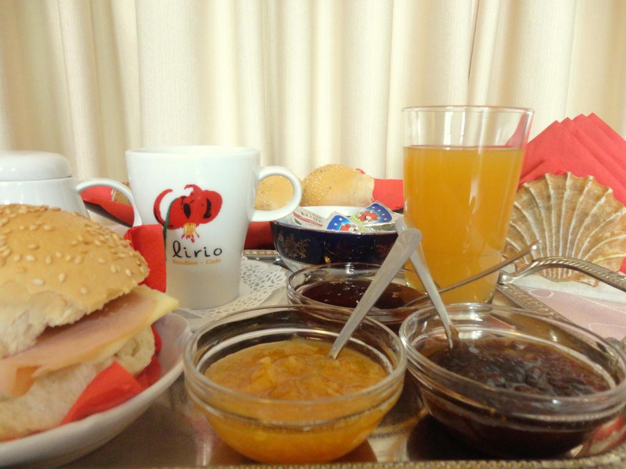 Lirio Guest House Makrakomi Екстер'єр фото